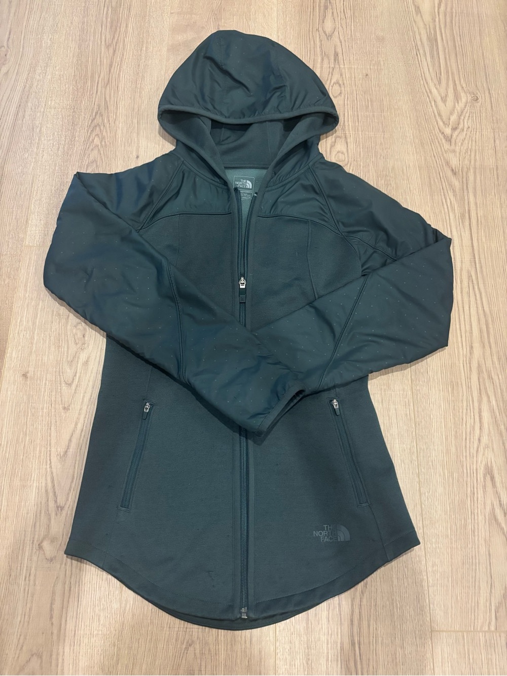 The North Face Women's Hooded Jacket - Black